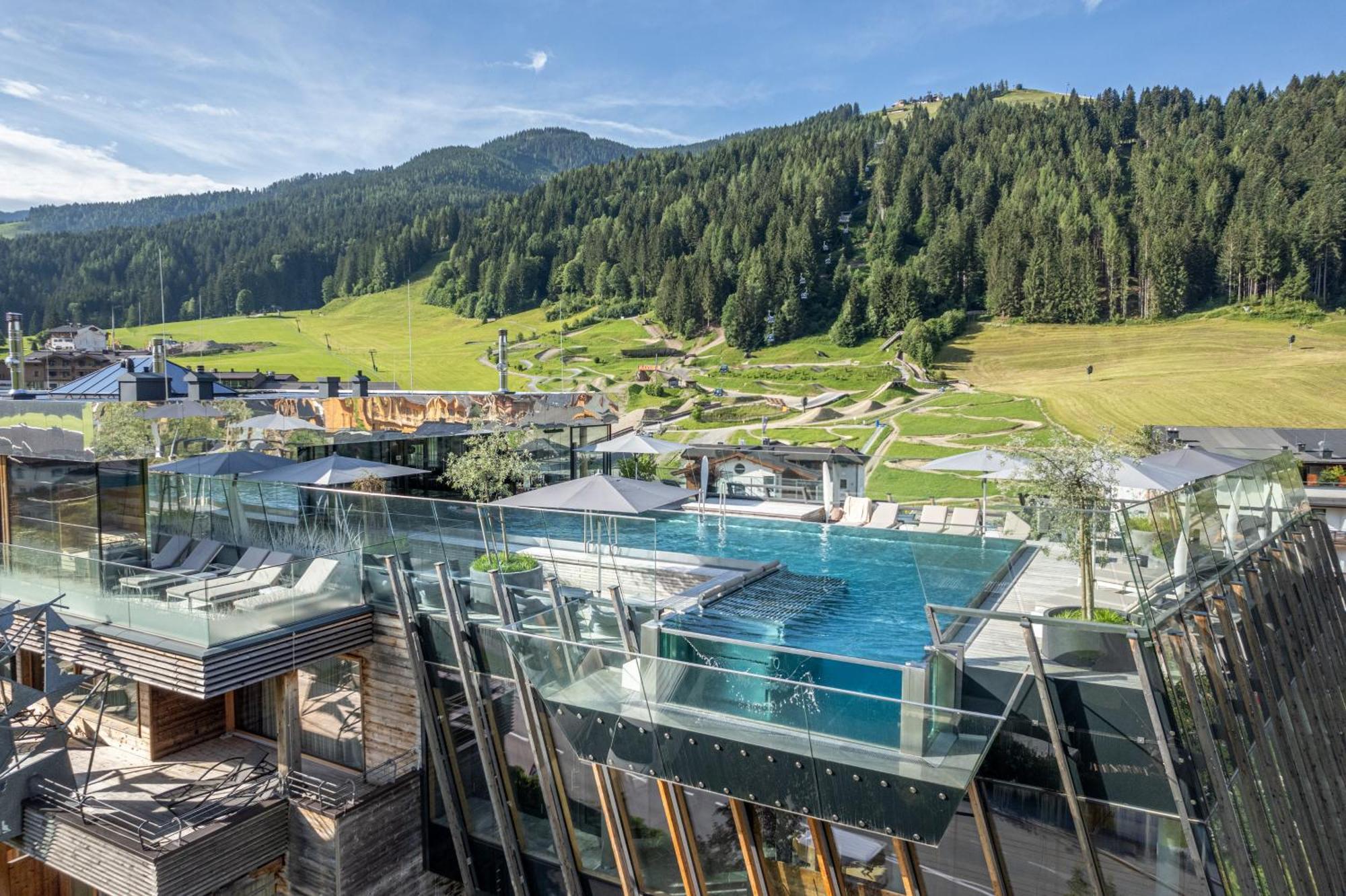Hotel Salzburger Hof Leogang Exterior photo